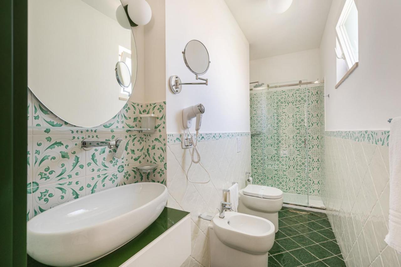 Don Leonardo - Pool And Wellness Bed & Breakfast Polignano a Mare Bagian luar foto