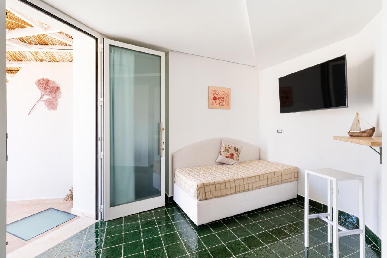 Don Leonardo - Pool And Wellness Bed & Breakfast Polignano a Mare Bagian luar foto
