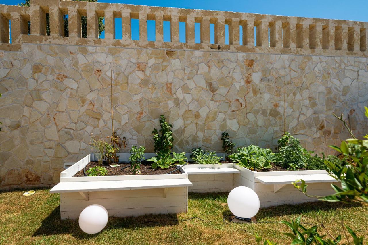 Don Leonardo - Pool And Wellness Bed & Breakfast Polignano a Mare Bagian luar foto